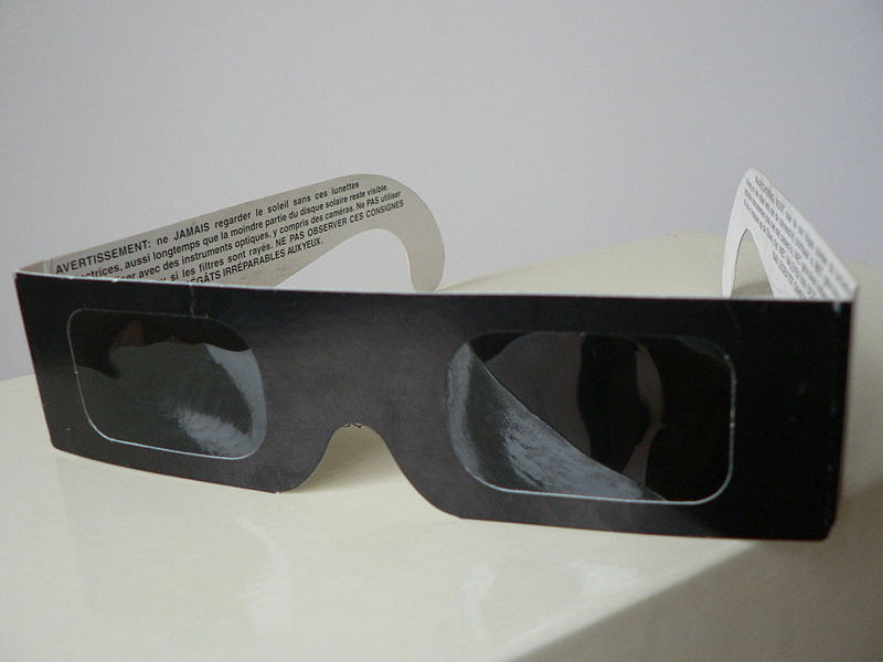 File:Eclipsbrilletje.JPG