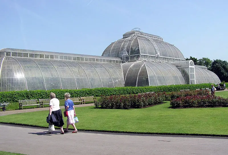 File:Kew.gardens.palm.house.london.arp.jpg