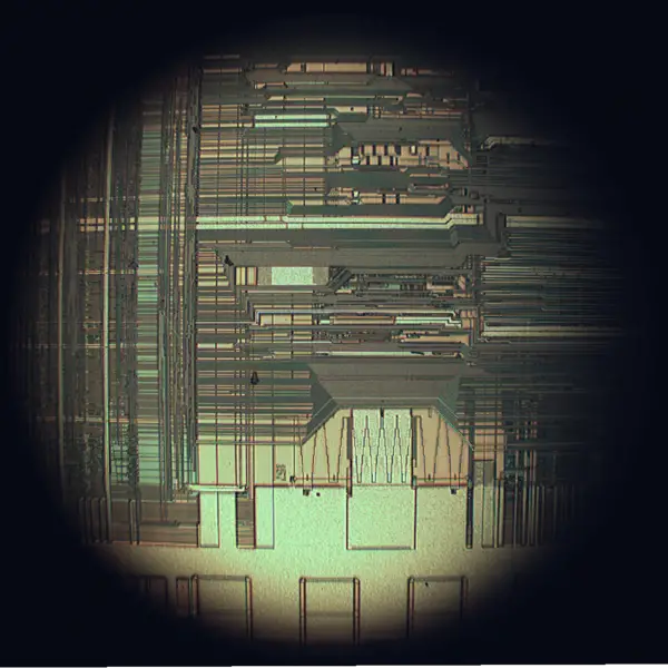 File:80486DX2 200x.png
