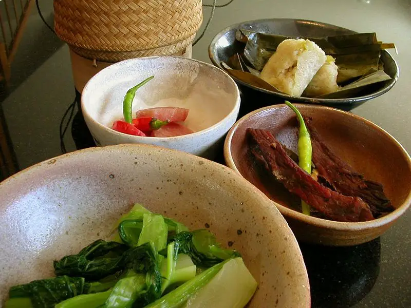 File:Lao cuisine laomeal 1.jpg
