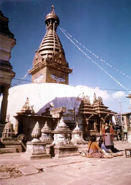 File:Swayambhunath, 1973.JPG