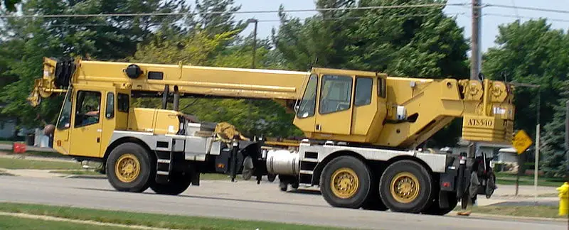 File:Truck crane.jpg
