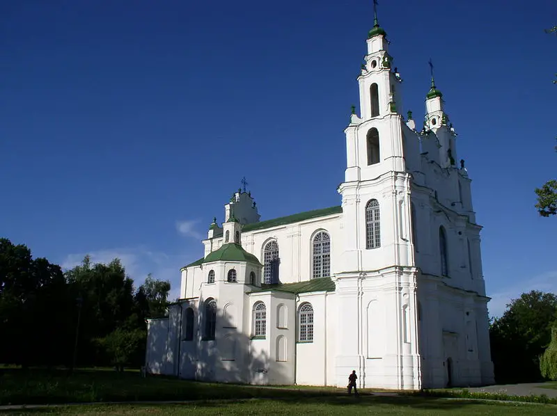 File:Belarus-Polatsk-Cathedral of Sophia-3.jpg
