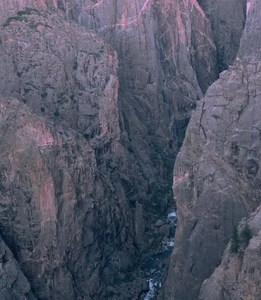 File:BlackCyn from ChasmView.jpg