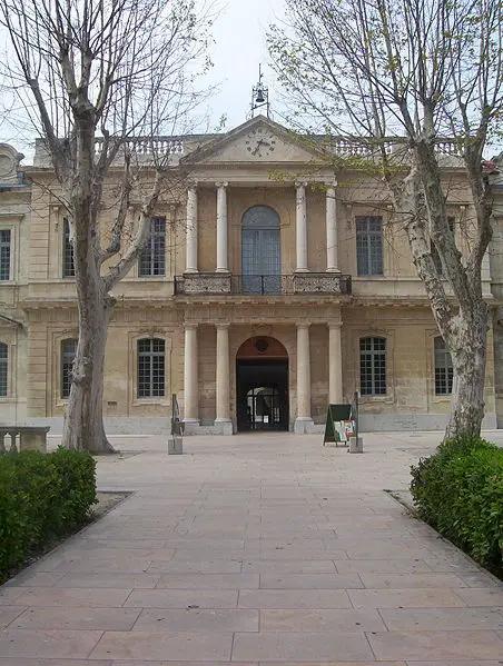 File:UniversiteAvignon-Entree.jpg