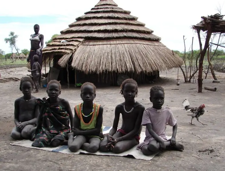 File:NUer girls.jpg
