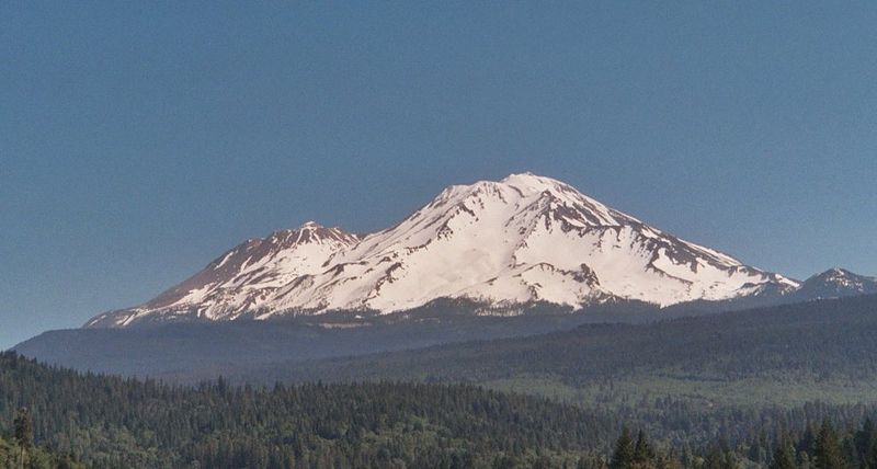 File:Shasta from south.jpg