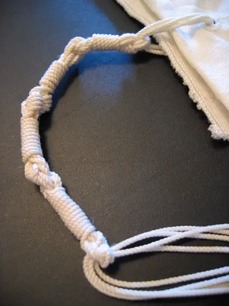 File:Tzitzis Shot.JPG