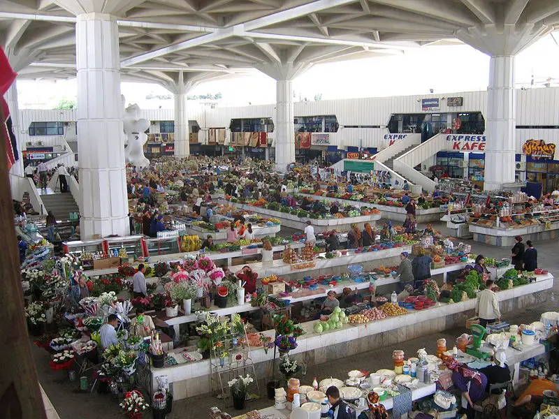 File:Russian Baazar.jpg