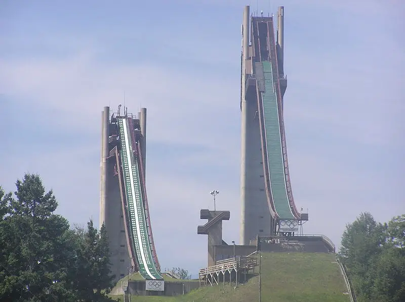 File:Jumps.jpg