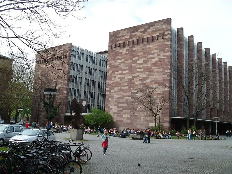 File:Uni Freiburg.JPG