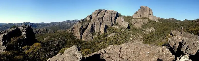 File:Grampians Fortress Stevage.jpg