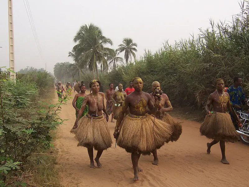 File:More trance dancers.jpg