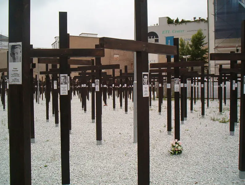 File:Checkpoint Charlie Memorial.JPG