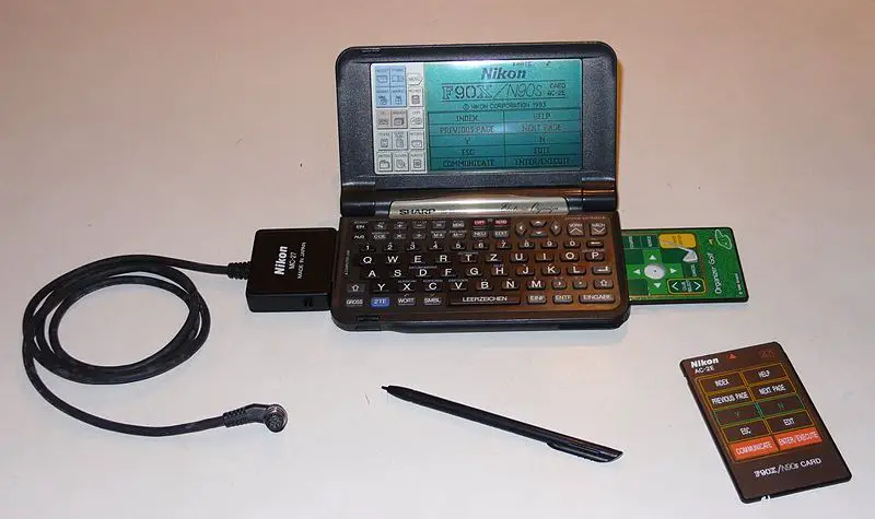 File:NIKON AC-2E 1993.jpg