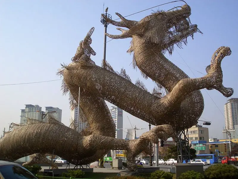 File:Yongsan Dragon 4.jpg
