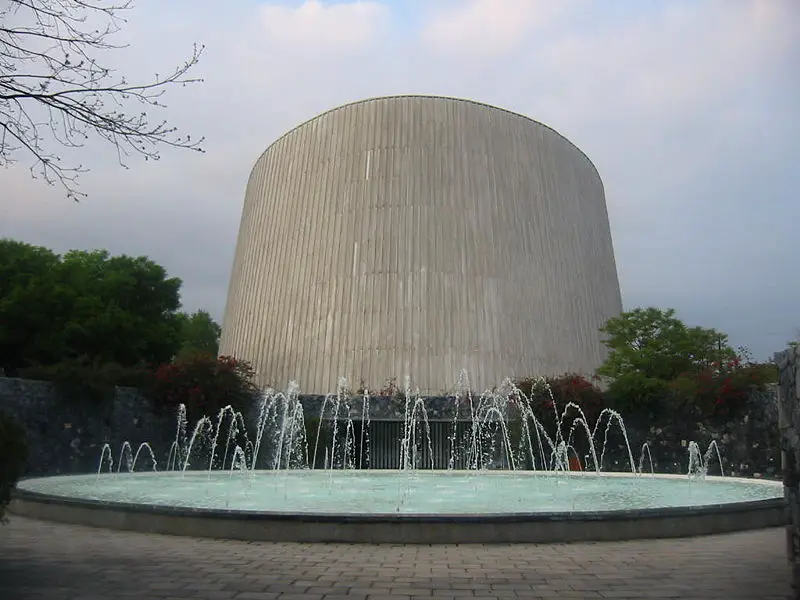 File:Museo planetario Alfa Monterrey.jpg