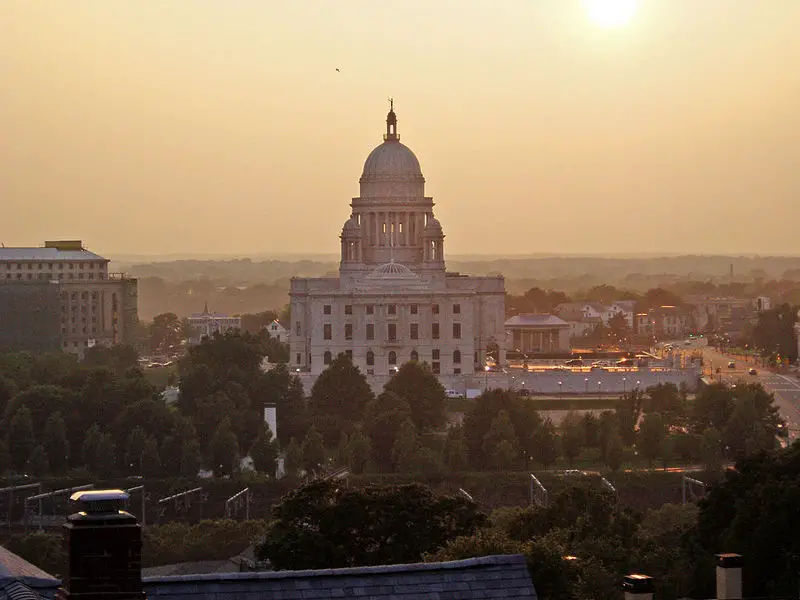 File:RIstatehouse.JPG
