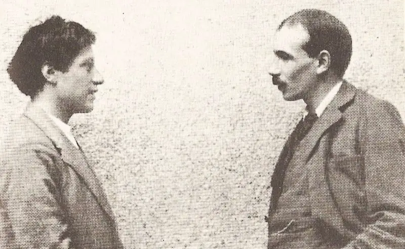 File:GrantKeynes.jpg