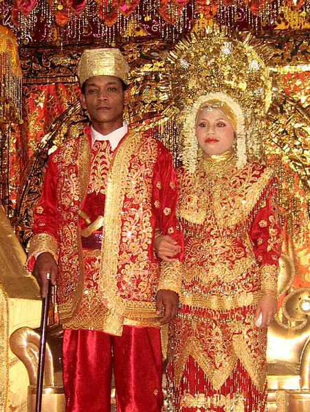 File:Minangkabau wedding.jpg