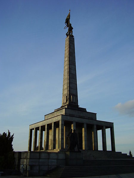 File:Slavin.jpg