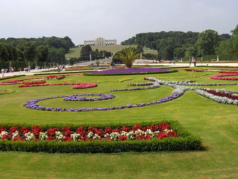 File:Wien.Schönbrunn26.jpg