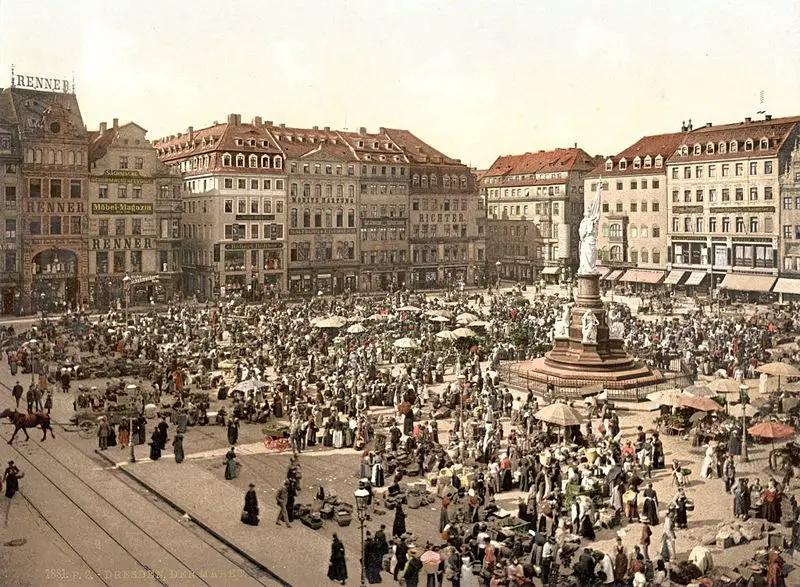 File:Dresden Altmarkt 1900.jpg