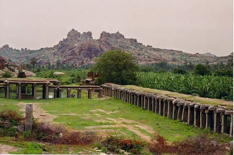 File:Hampi Marketplace DK.jpg