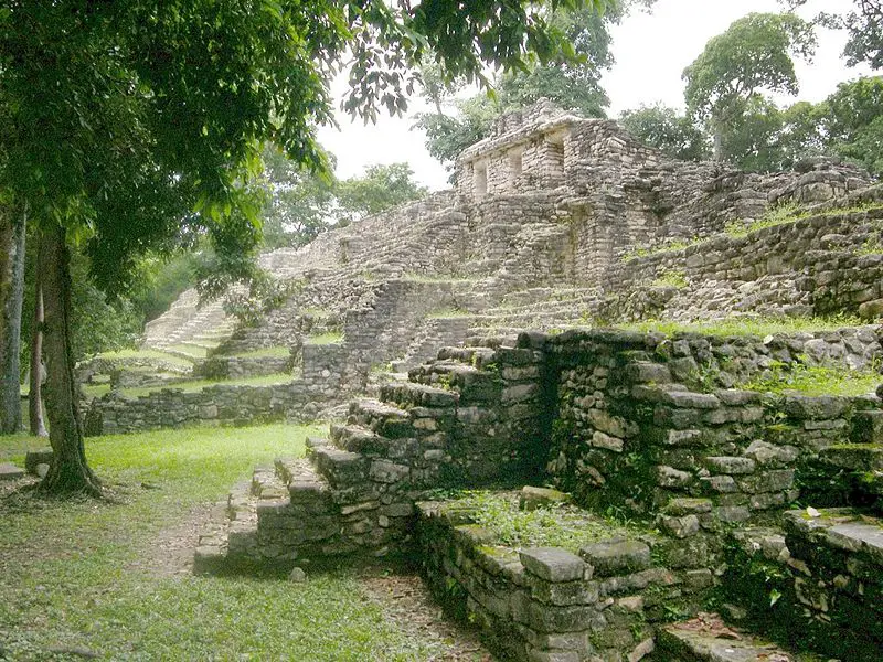 File:Yaxchilan 1.jpg