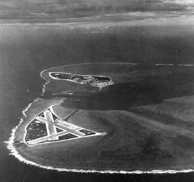File:Midway Atoll.jpg