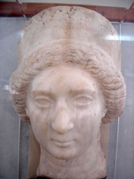 File:Parthian Queen Bust.jpg