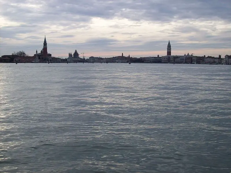 File:Venice centre.jpg