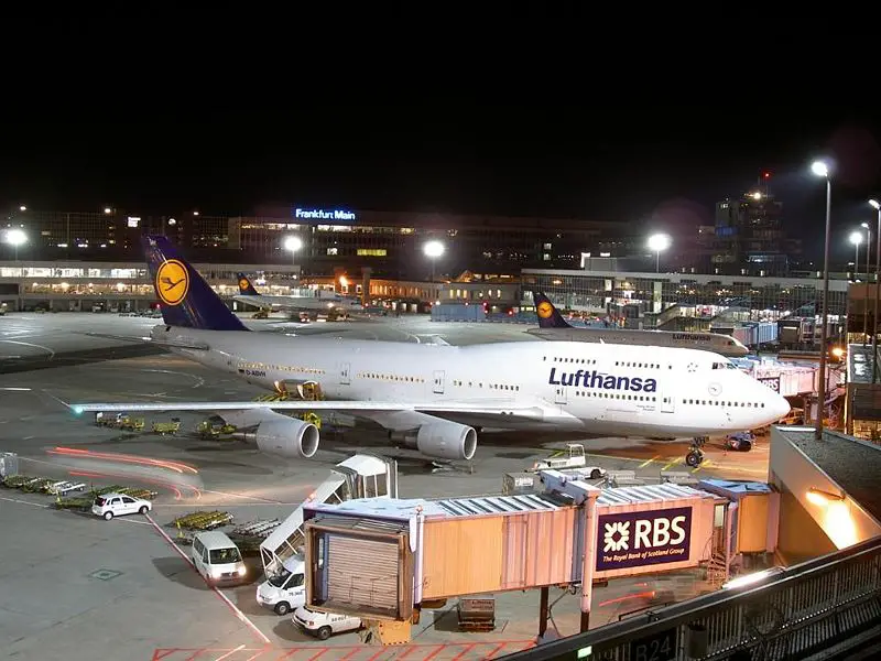 File:Flughafen Frankfurt am Main.JPG
