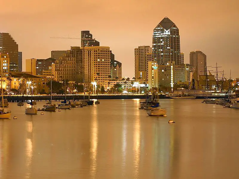 File:Sandiego 1 bg 071302.jpg