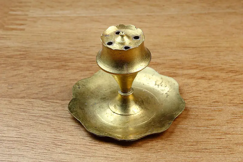 File:Sa incense stand.jpg