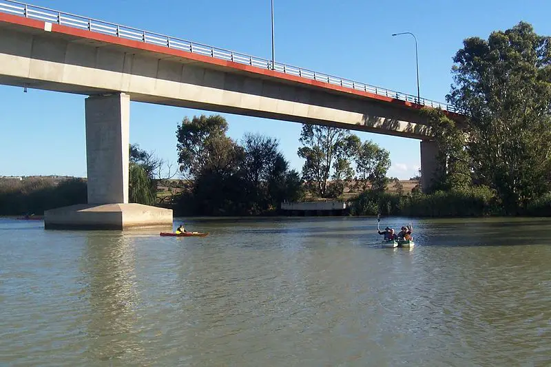 File:Swanport Bridge.jpg