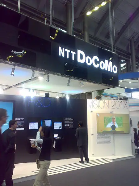 File:NTTDoCoMo01.jpg