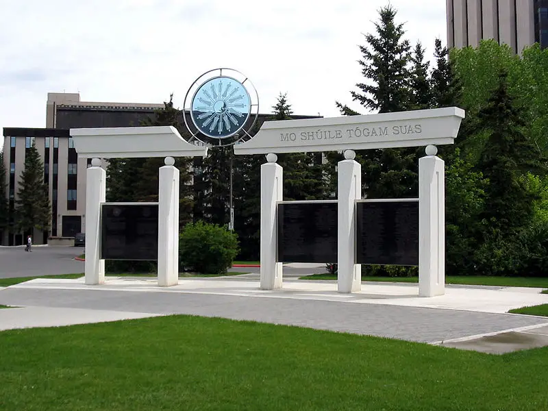 File:Ucalgary.jpg