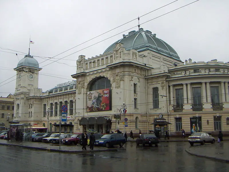 File:Vitebsky vokzal.JPG