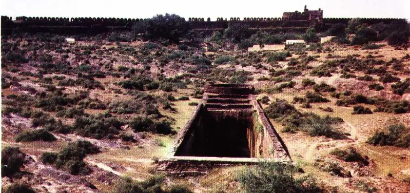 File:Baoli.jpg