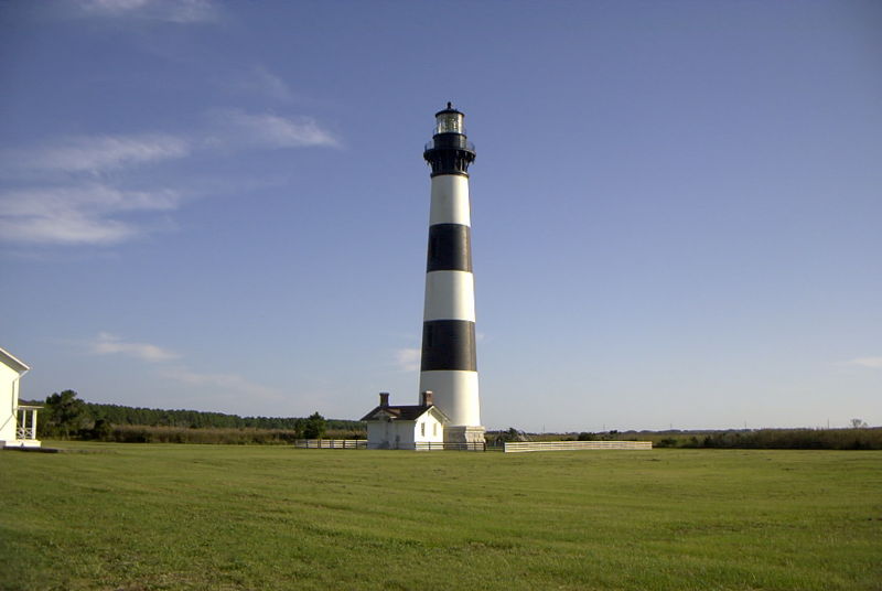 File:Bodie island lighthouse.jpg