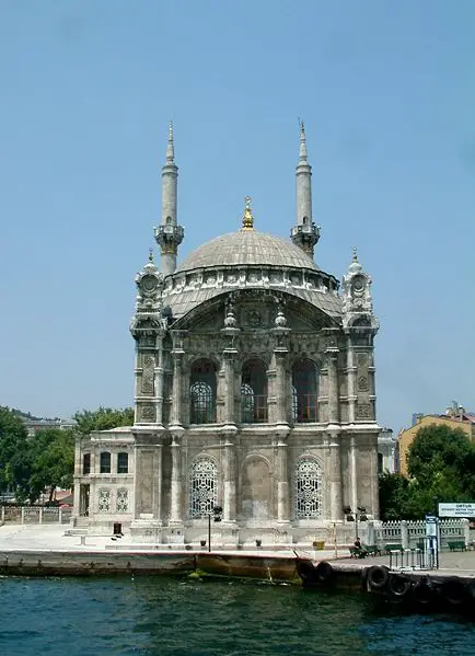 File:Meczet Ortaköy Istambuł RB1.jpg