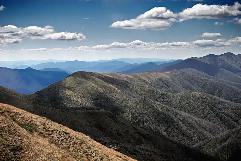 File:The great dividing range.jpg