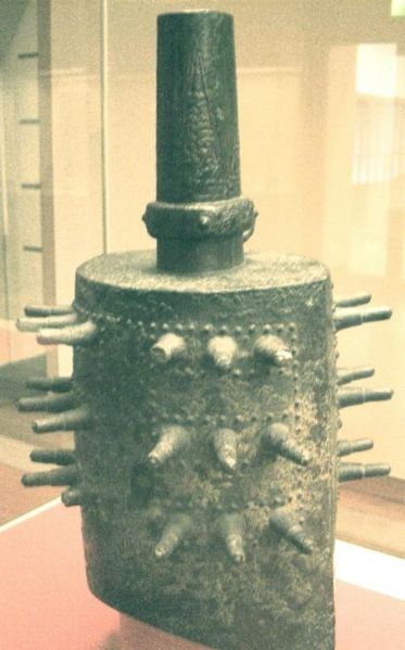 File:B-Bronzeglocke1.JPG