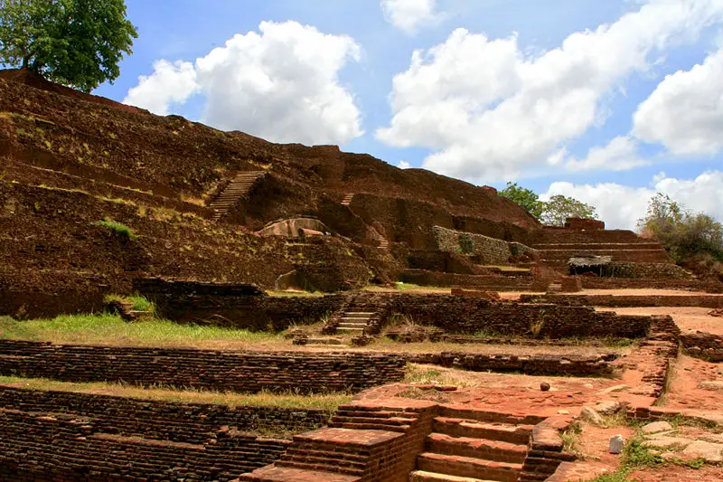 File:Palace Ruins.JPG