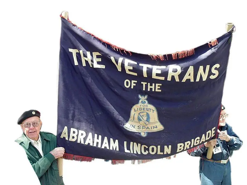 File:Batallón Lincoln.jpg