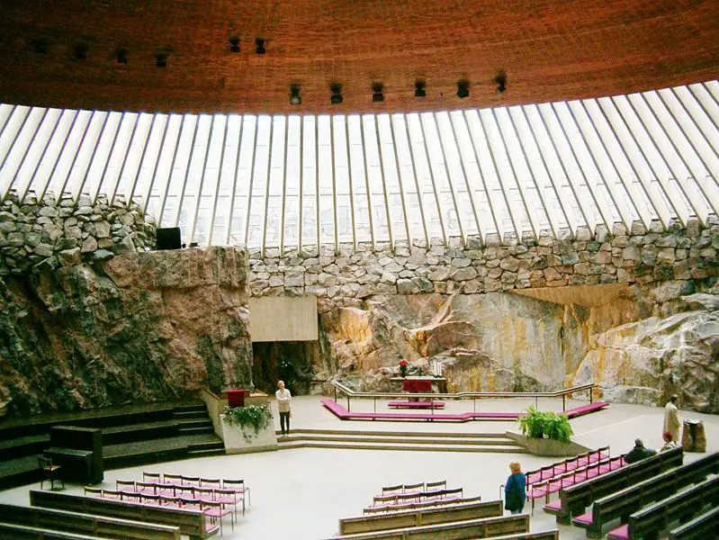 File:Temppeliaukio Church 3.jpg