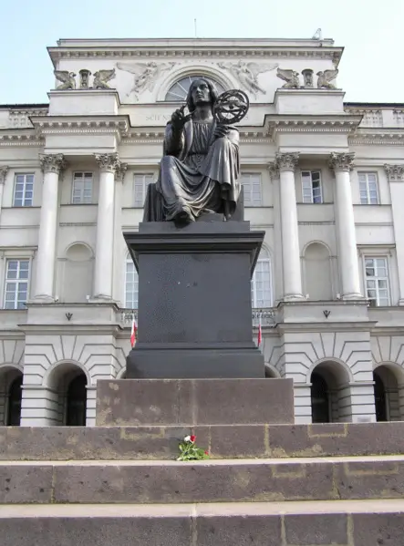 File:Warszawa Copernicus.png