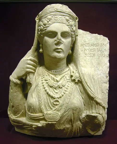 File:PalmyraWoman.JPG