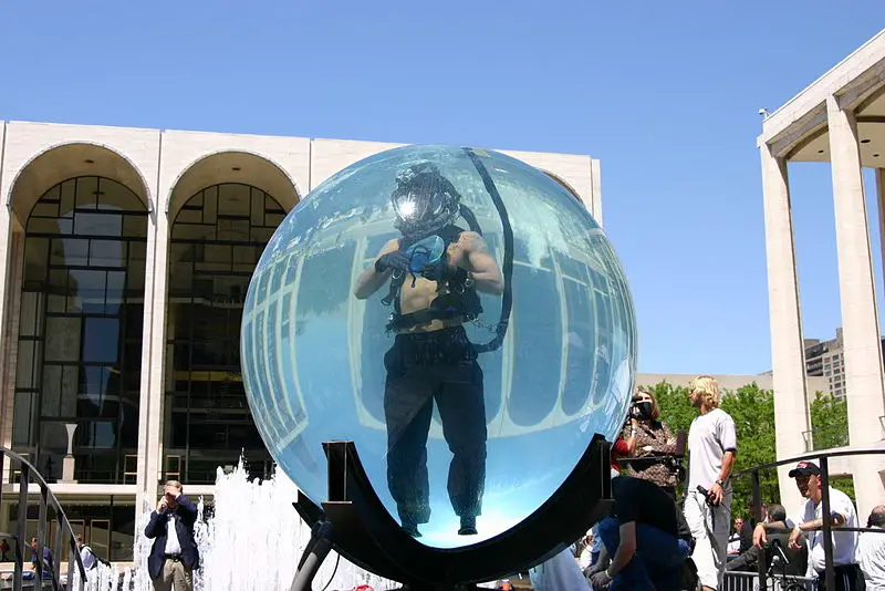 File:David.Blaine.jpg